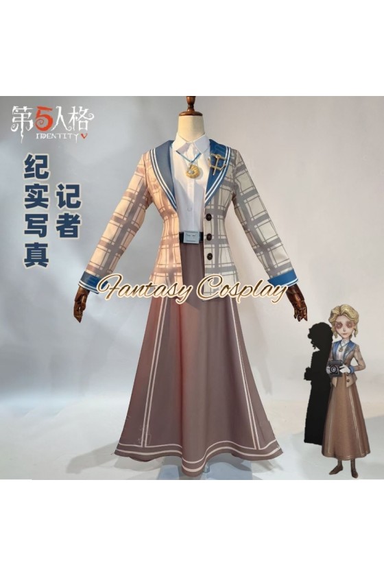 Identity V Journalist Alice DeRoss Candid Portrait Photojournalist Cosplay Costume